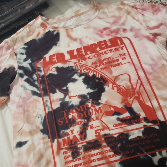 1  2XL left 💕New boutique Led Zeppelin tee - Picture 6 of 6